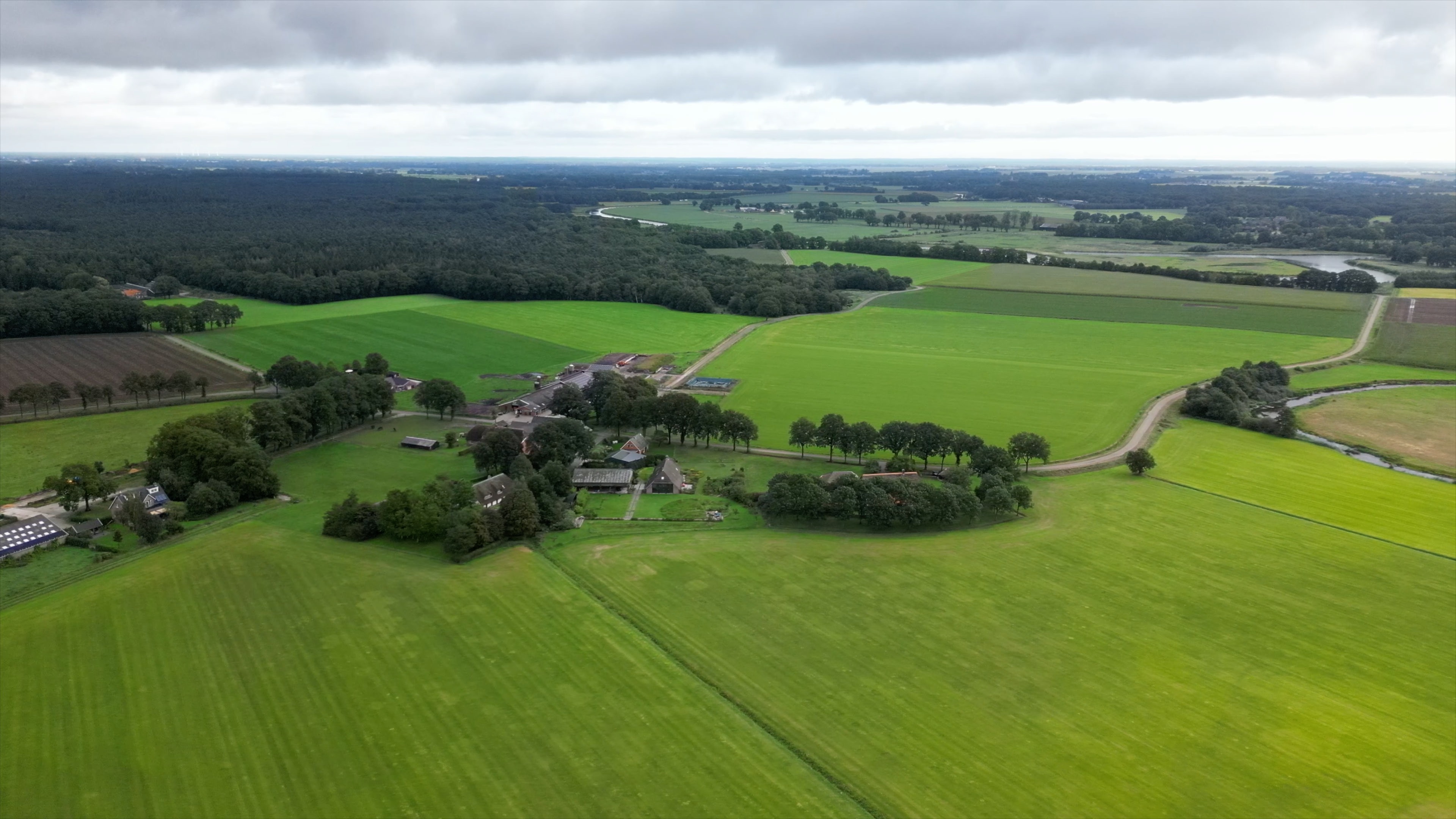 LANDERIJEN AKKERBOUW DRONE THV STEGEREN OVERIJSSEL