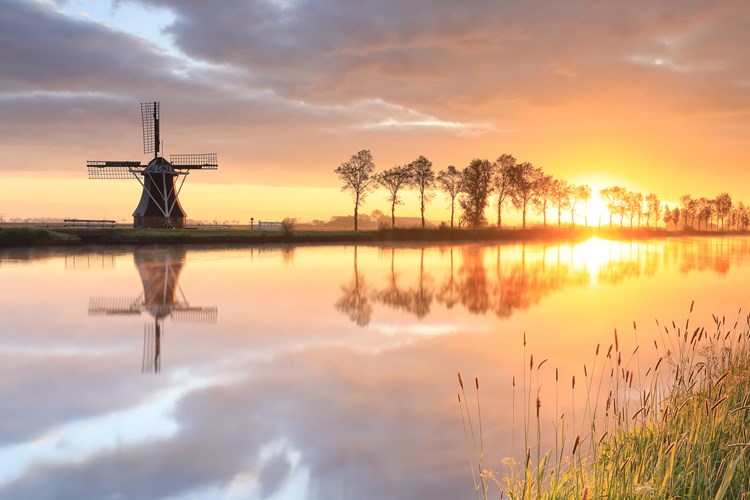 Dutch Windmill During Beautiful Sunrise 2023 11 27 05 35 29 Utc (1)